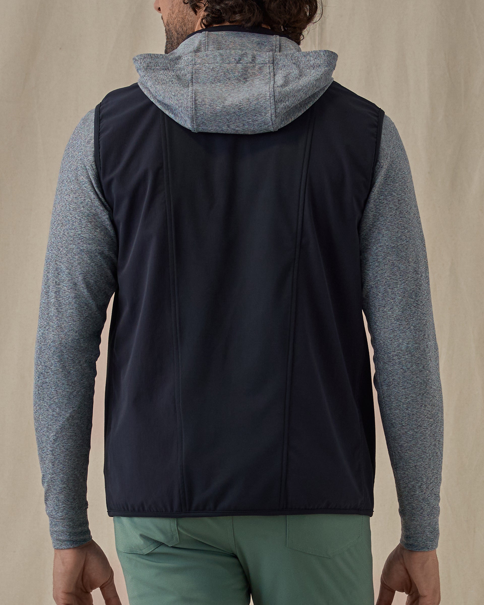 Zephyr Hybrid Vest - Black