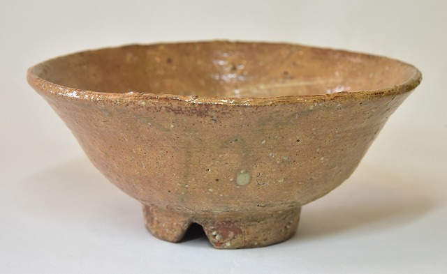 茶道具】 抹茶茶碗 松江 楽山窯12代 空郷作 伊羅保茶碗 【無季