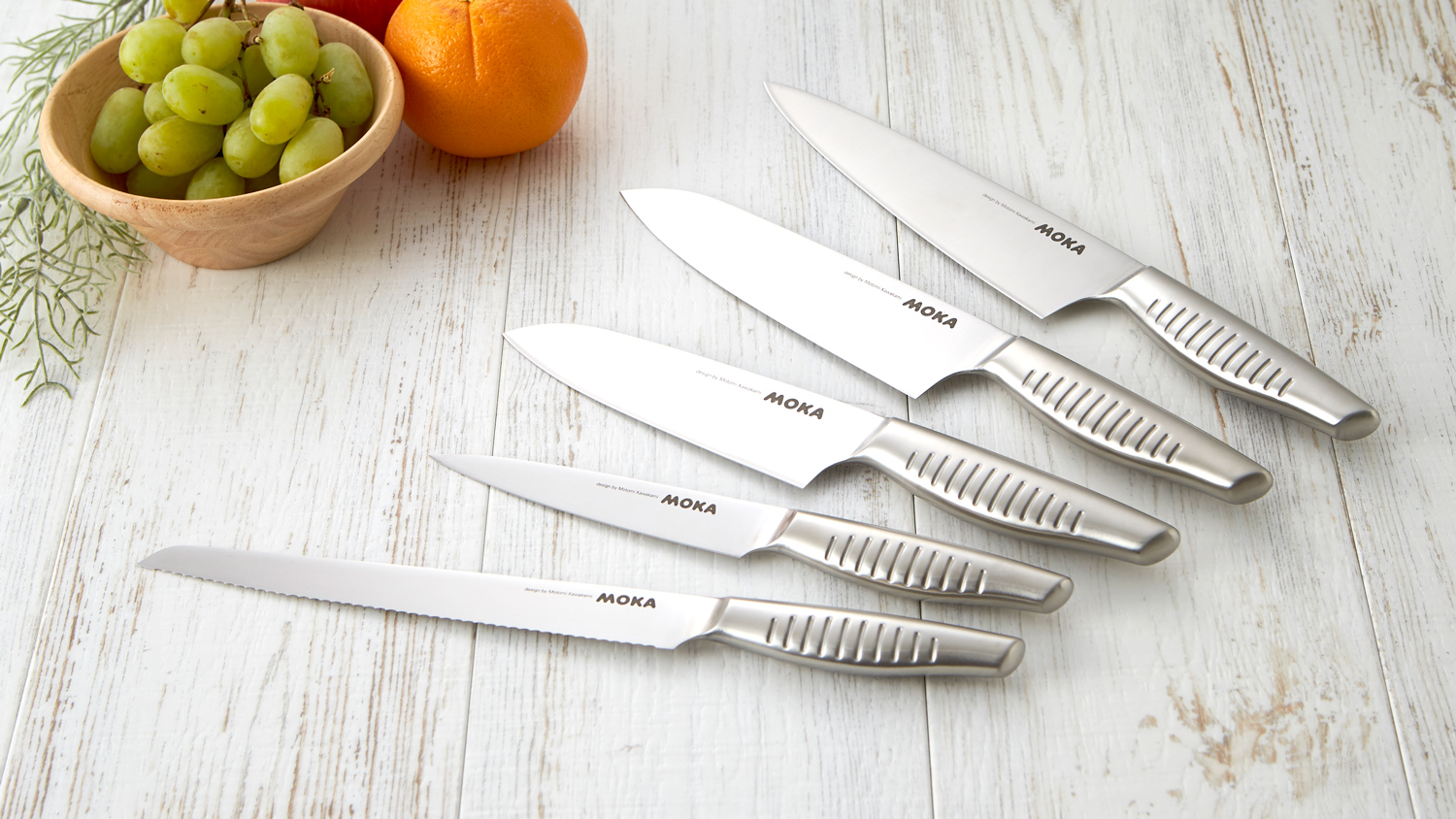 MOKA（モカ）自社工場で一本一本丁寧に職人の手で作られる、高品質で