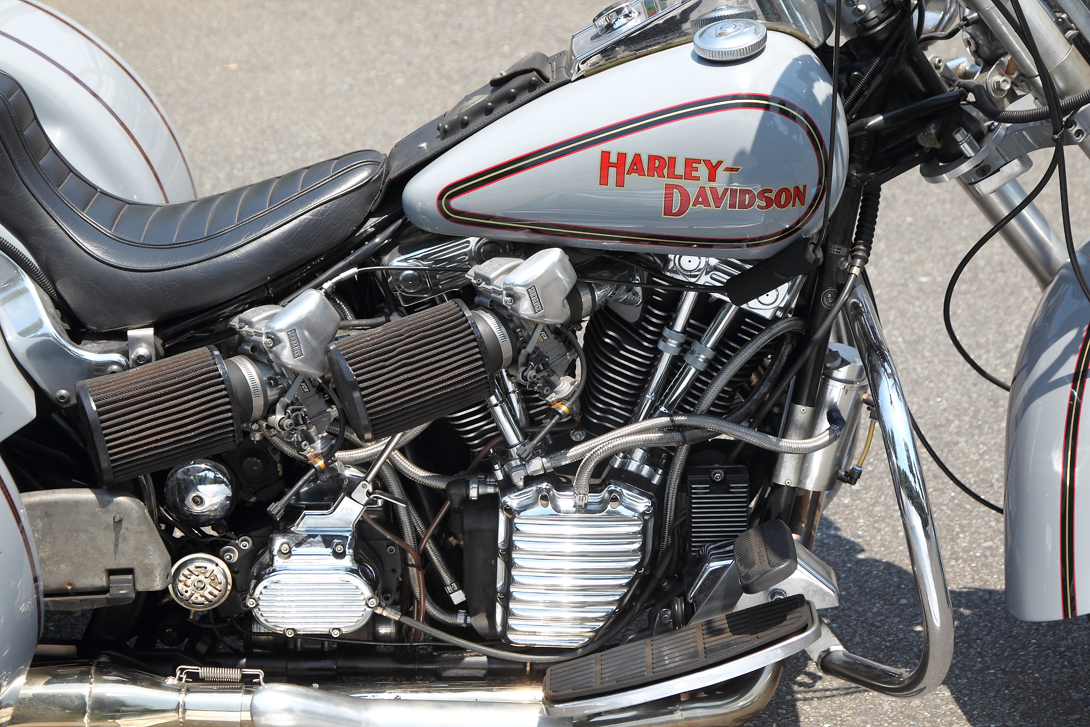 トライクのカスタムにもサンダンスの流儀が息づいてます！ | サン