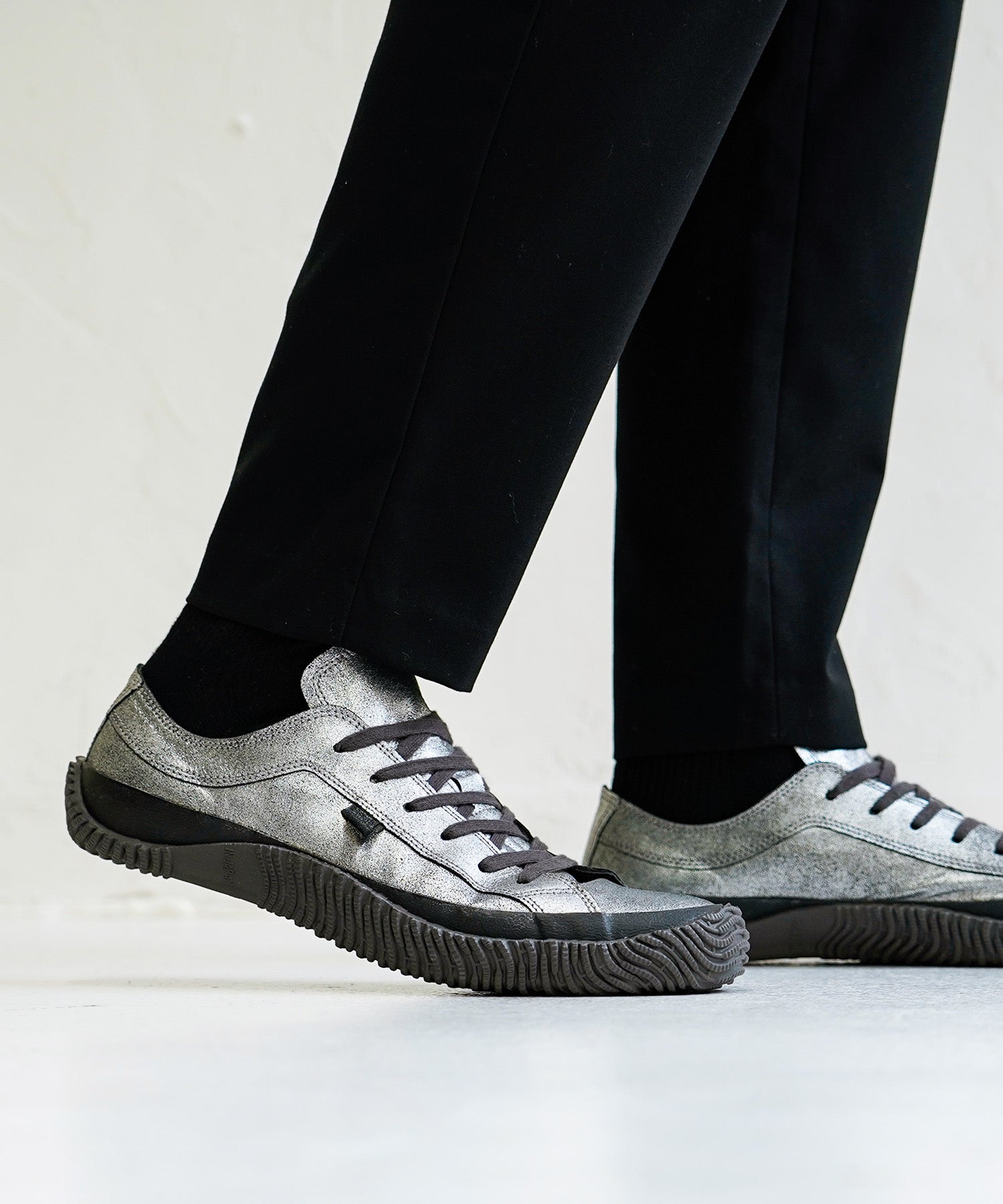 SP-110V Gunmetal | 国産ハンドメイド スニーカー スピングル