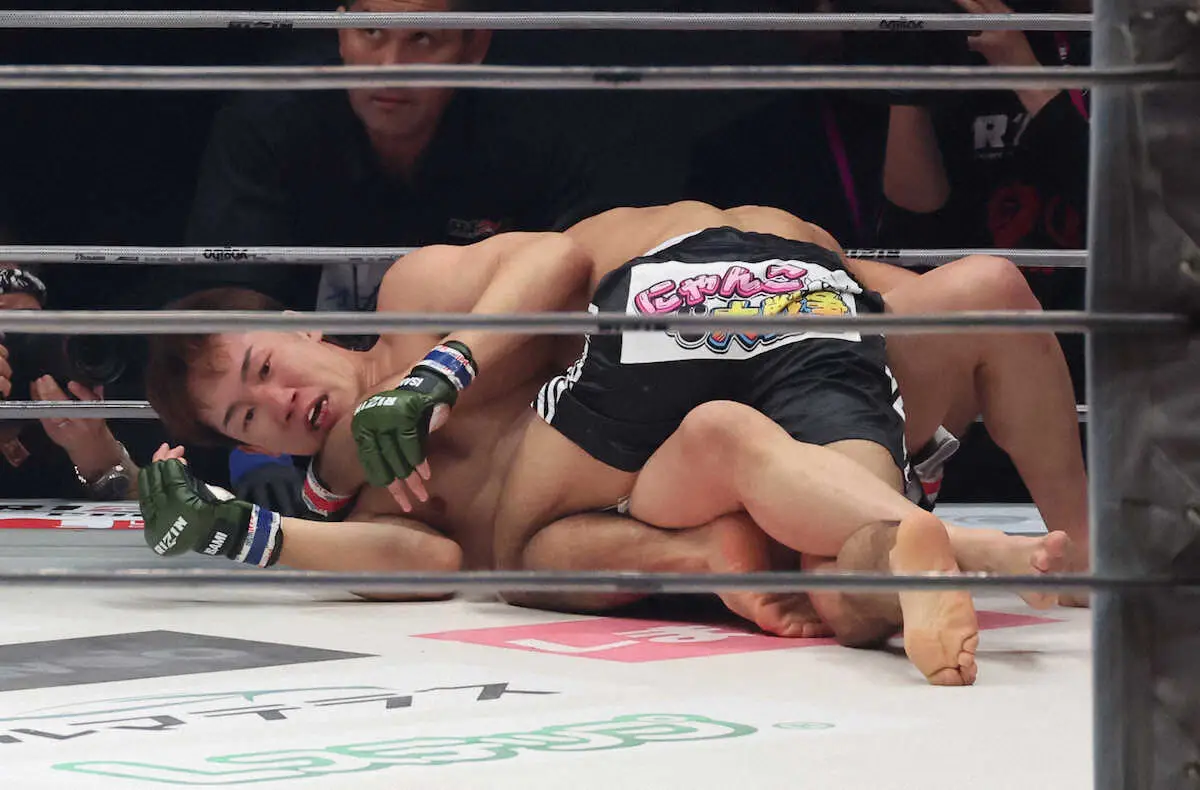 RIZIN 師走の超強者祭り＞第15試合 フェザー級タイトルマッチ