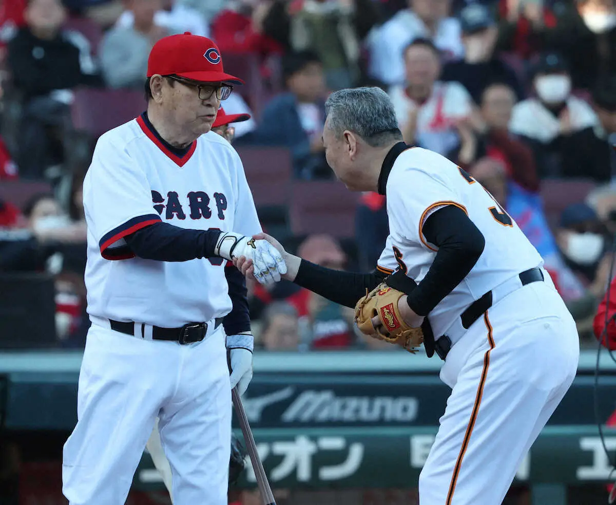 ミスター赤ヘル・山本浩二氏 「来てくれてありがたい」 大勢のファン