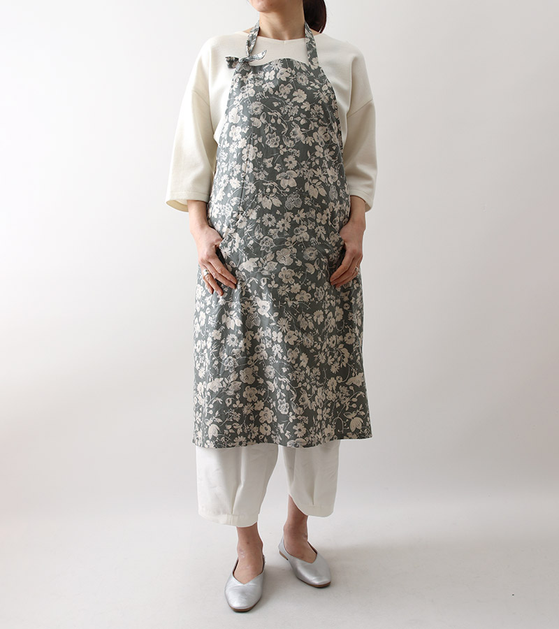 実物大型紙【No.703】センターポケットのシンプルエプロン(SML) [M便 1