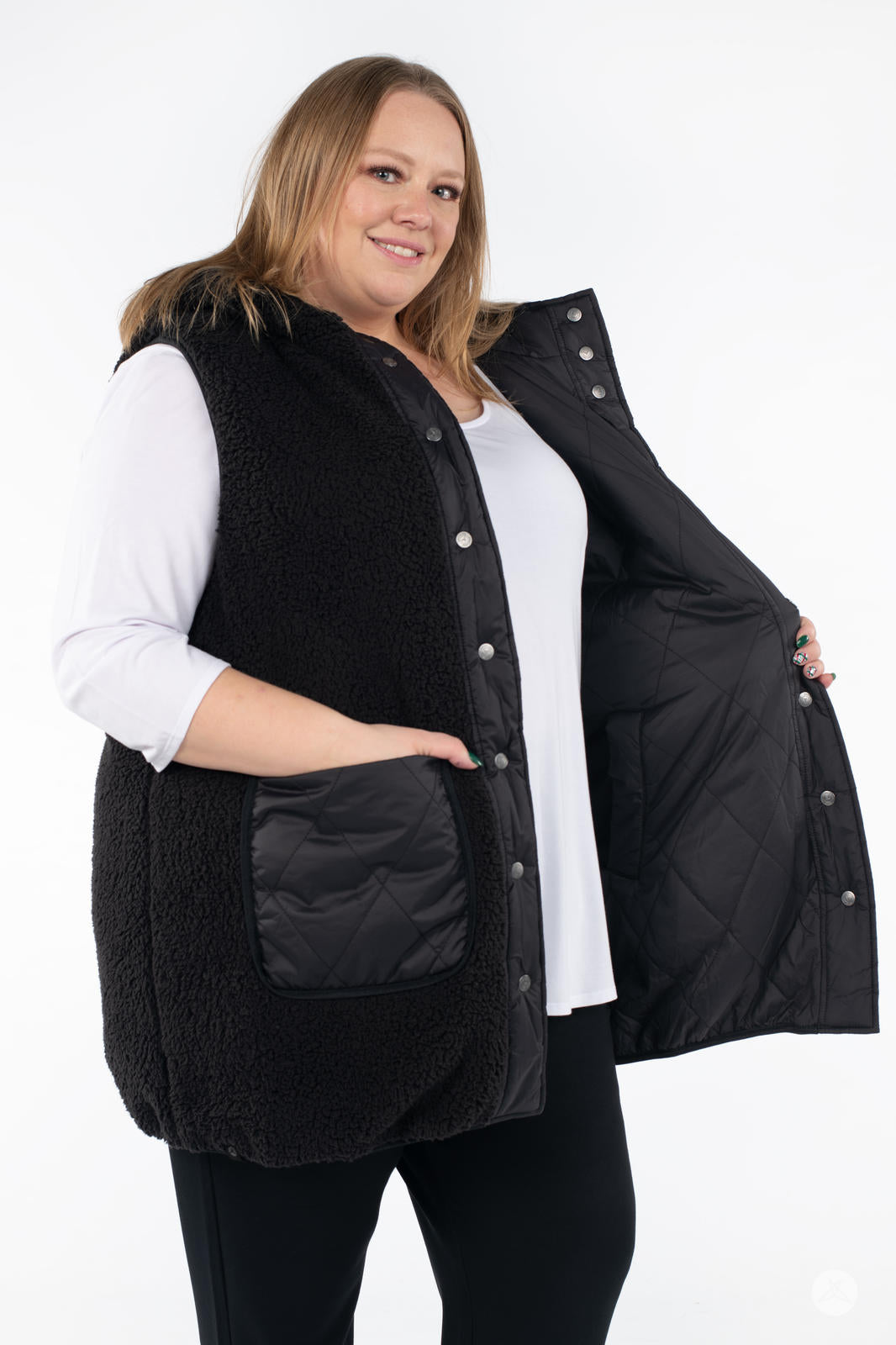 Reversible Quilted Sherpa Vest | SweetLegs – SweetLegs Clothing Inc.