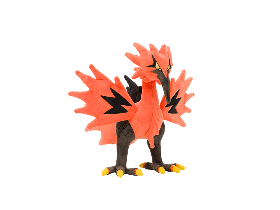 冠の雪原」で活躍するポケモンたちのぬいぐるみが、ポケモンセンターに