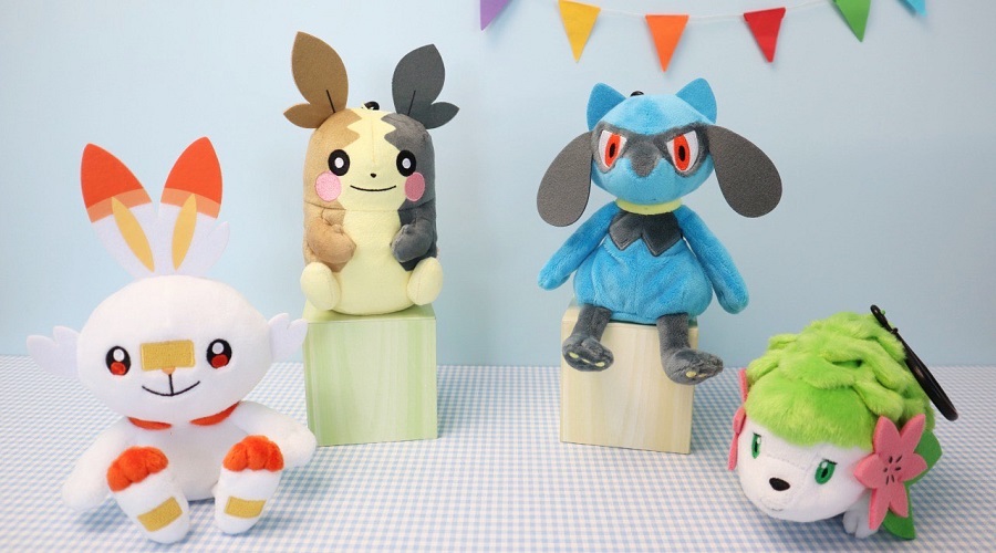 おなかを押すとおしゃべりする、ポケモンのぬいぐるみが登場