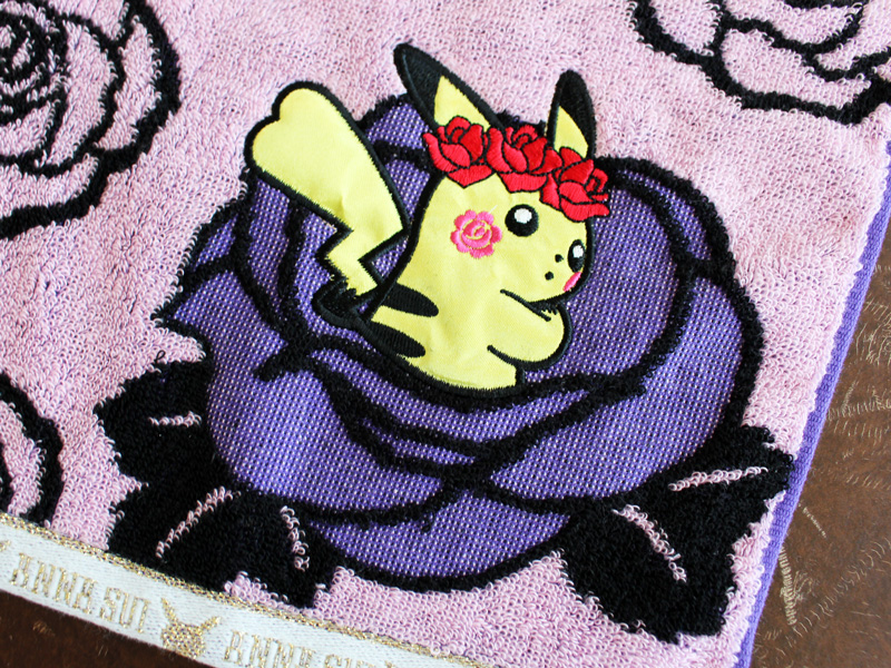 大人カワイイ♪ ANNA SUIとのコラボアイテムが登場！ 繊細な刺繍に注目