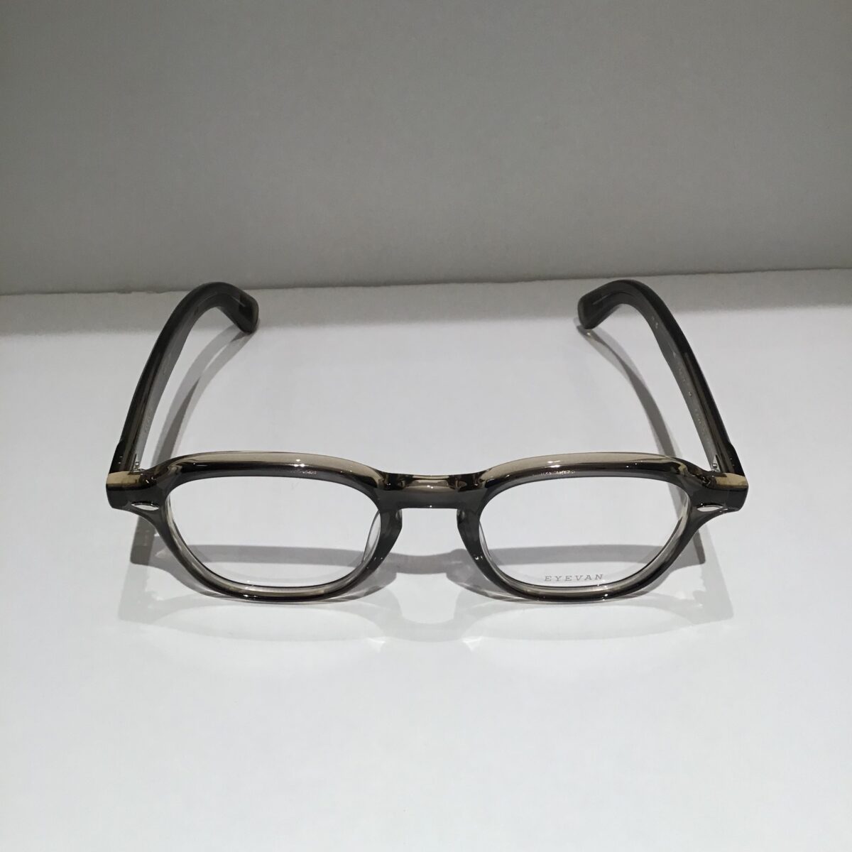 RIK様。EYEVAN クリアブラウン 商品詳細ページ