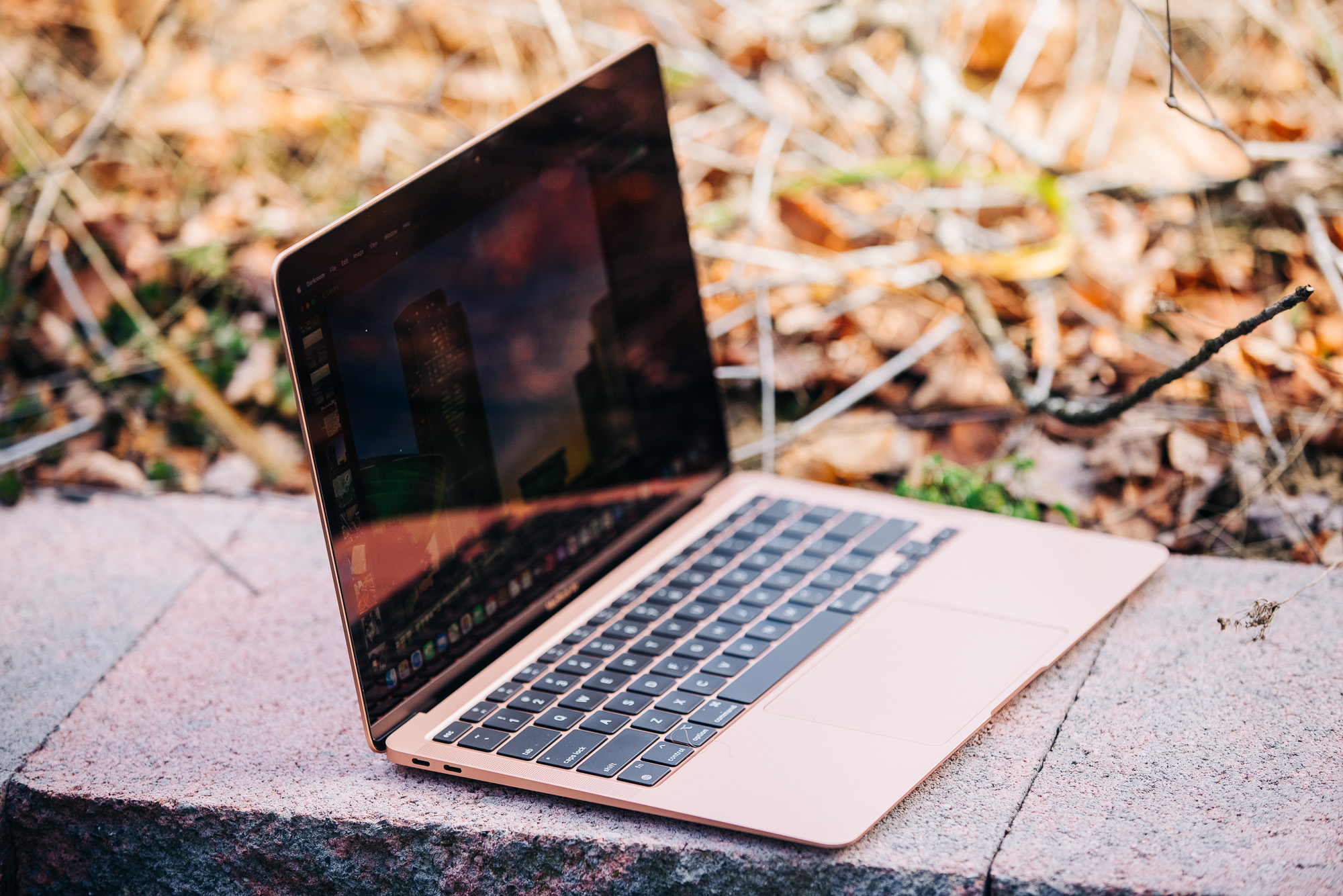 Apple's M1 chip makes the new MacBook Air shockingly good