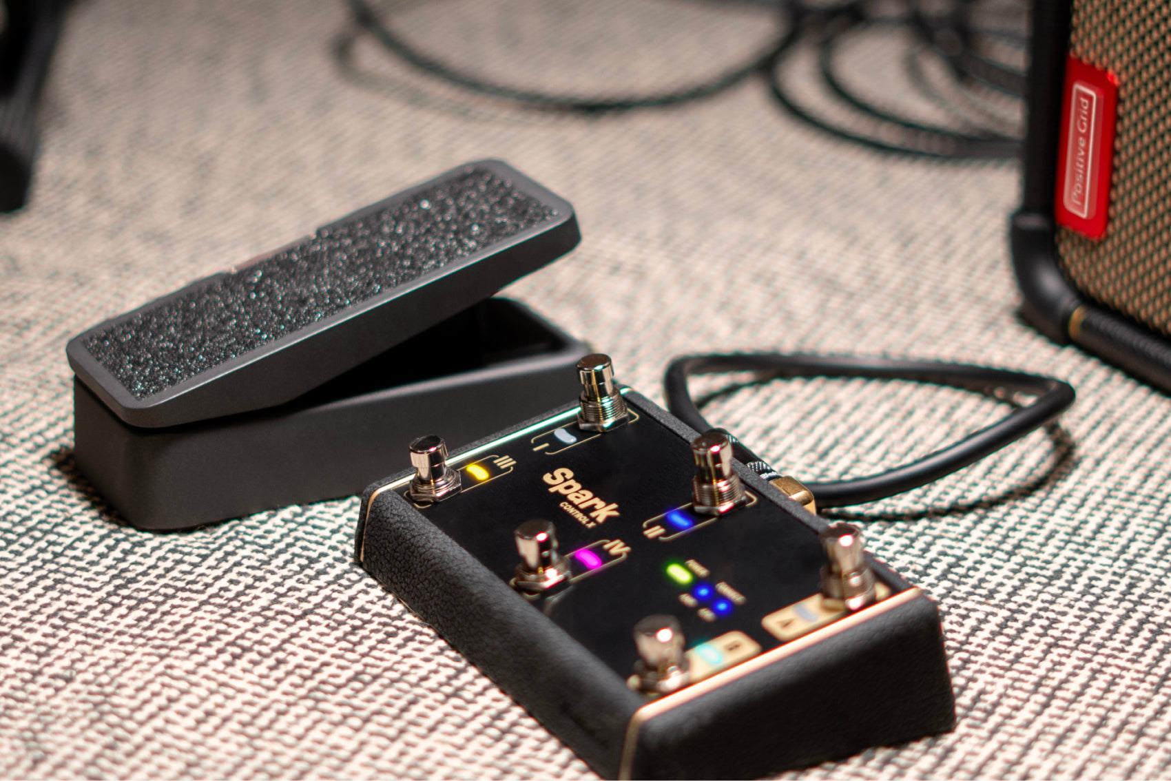 Spark Control X | 6-Switch Wireless Footswitch | Positive Grid
