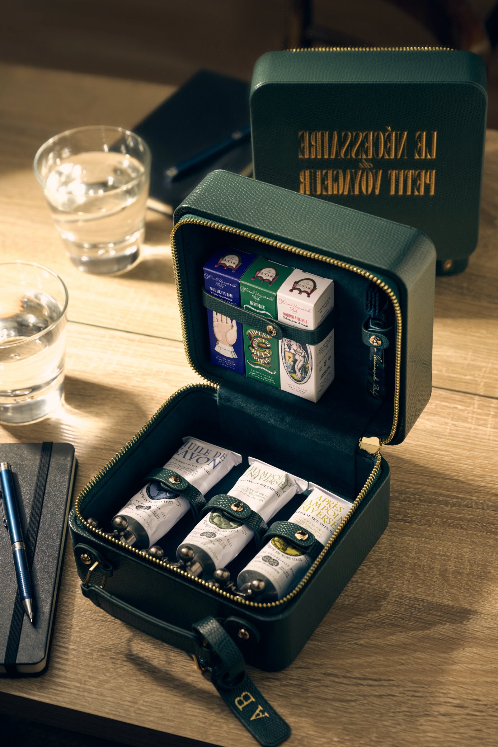 非日常へ誘う旅先こそ、スペシャルな逸品で気分を盛り上げよう