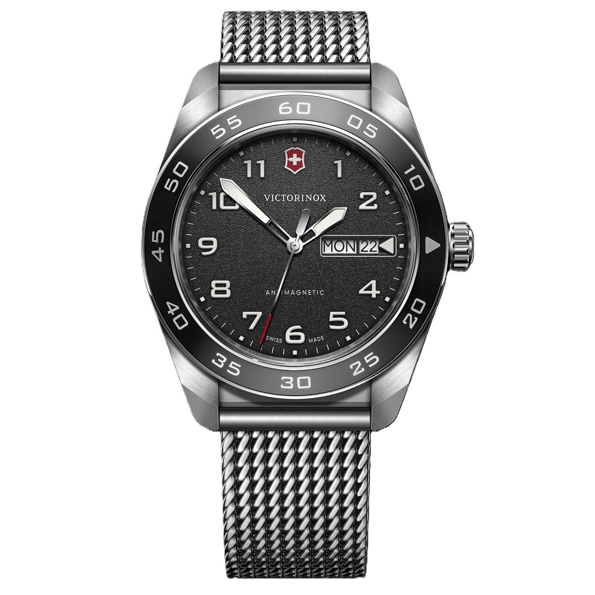 ビクトリノックスから新コレクションが登場！ タフなスペックを備えた