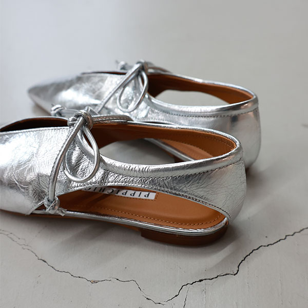 入荷後即完売した幻のアイテム！PIPPICHIC(ピッピシック) 1番人気の