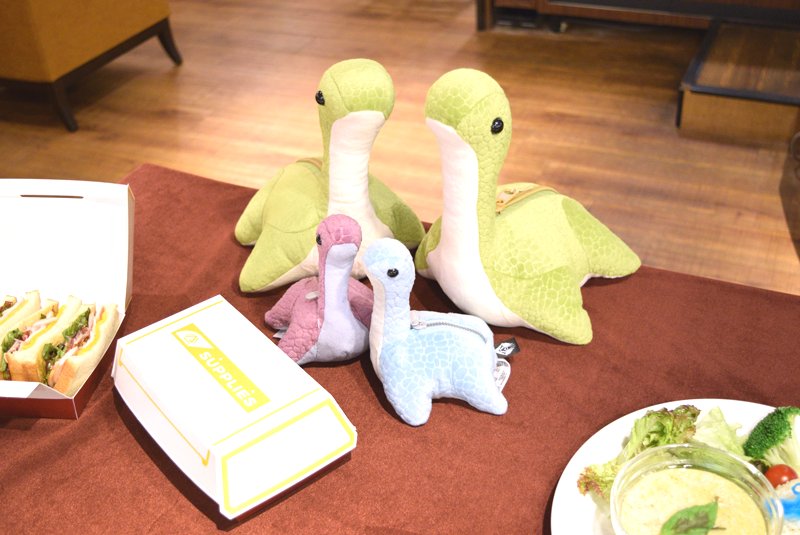 Apex Legends』初のコラボカフェはネッシーづくし！ “ネッシーカフェ