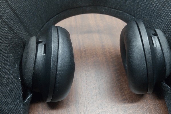 集中できる空間を作り出すウェアラブル端末「WEAR SPACE」をレビュー