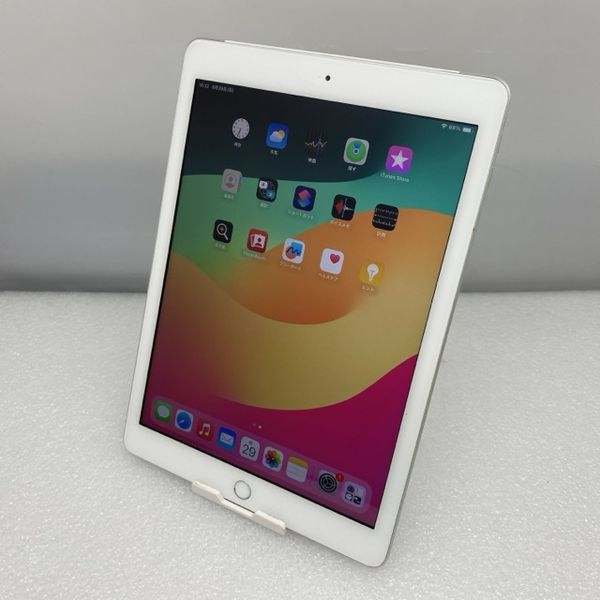 APPLE 〔中古〕iPad (第6世代) 32GB シルバー MR6P2J/A au SIMロック