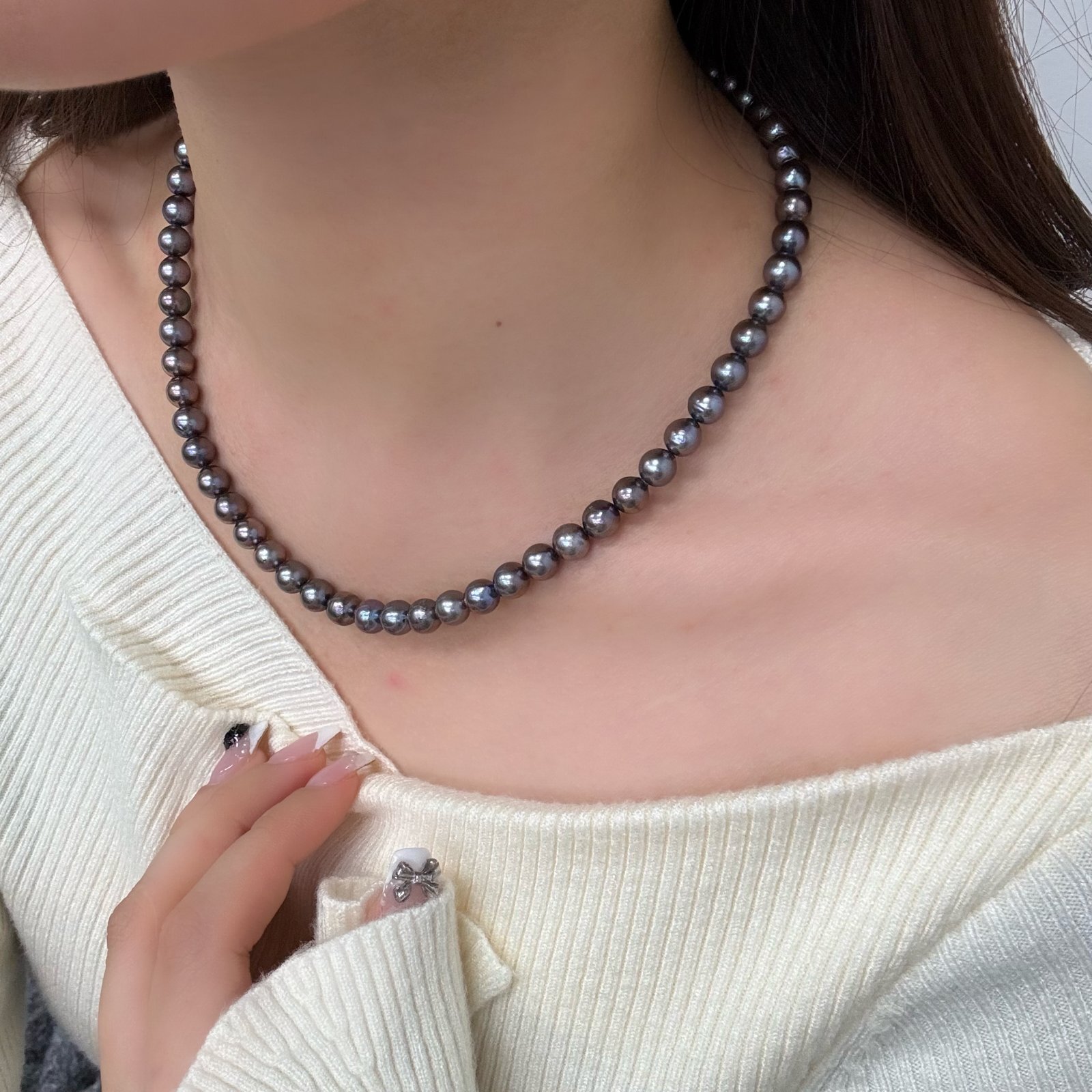 アコヤ黒真珠 ブラックパールネックレス(ブルー,紫系) 6.5-7mm