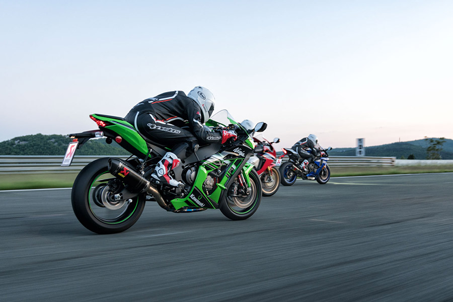 アクラポビッチ エボリューションライン チタン CBR1000RR-R FIREBLADE