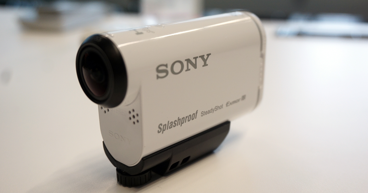 ソニー、“アクションカム”2K高画質モデル「HDR-AS200V」 (1/2) - PHILE WEB