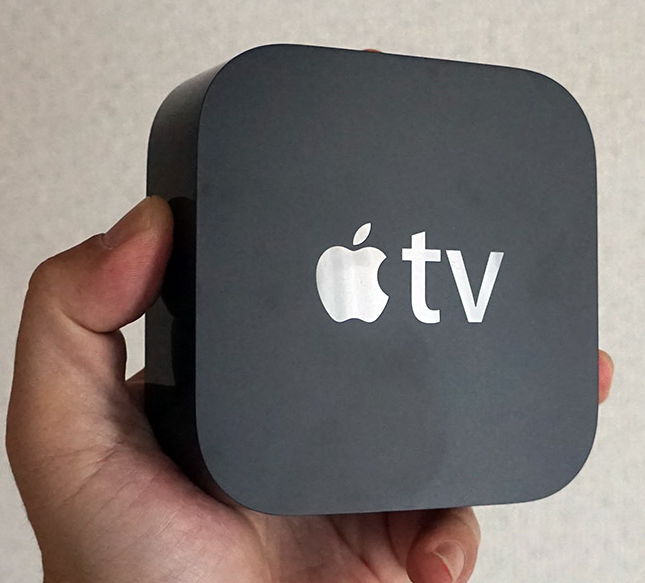 第4世代「Apple TV」レビュー。「テレビの未来はアプリ」は本当か？ (1