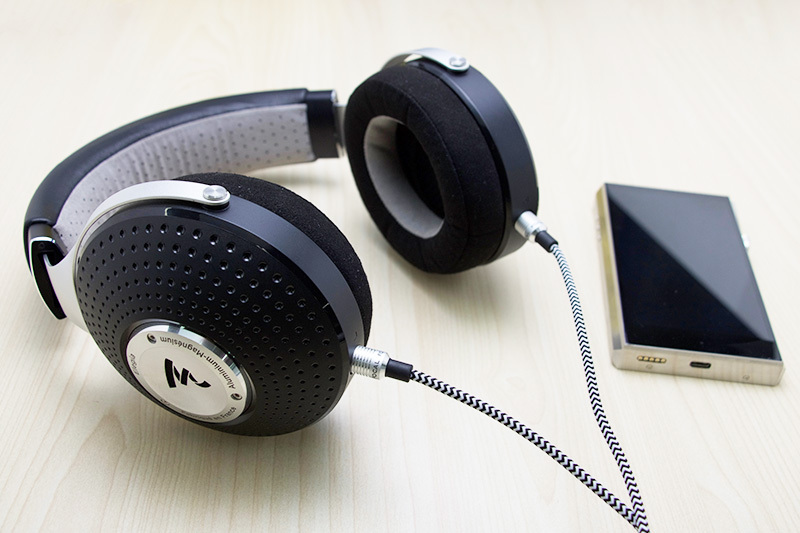 ポータブルでもエレガントなサウンドを堪能。FOCAL初のハイエンド密閉