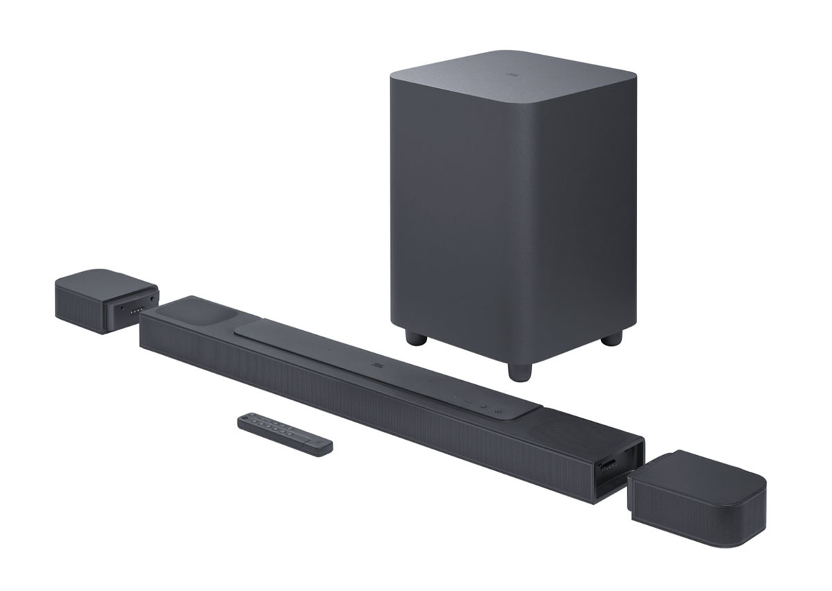劇場の音”が自宅で！JBLの“完全ワイヤレスサウンドバー”「BAR 800」が