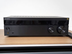 ソニー、フォノ入力やBluetooth機能などを備える入門プリメインアンプ