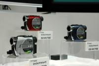 日立、カートリッジなしディスク採用の“DVDカムWooo”2機種を発表