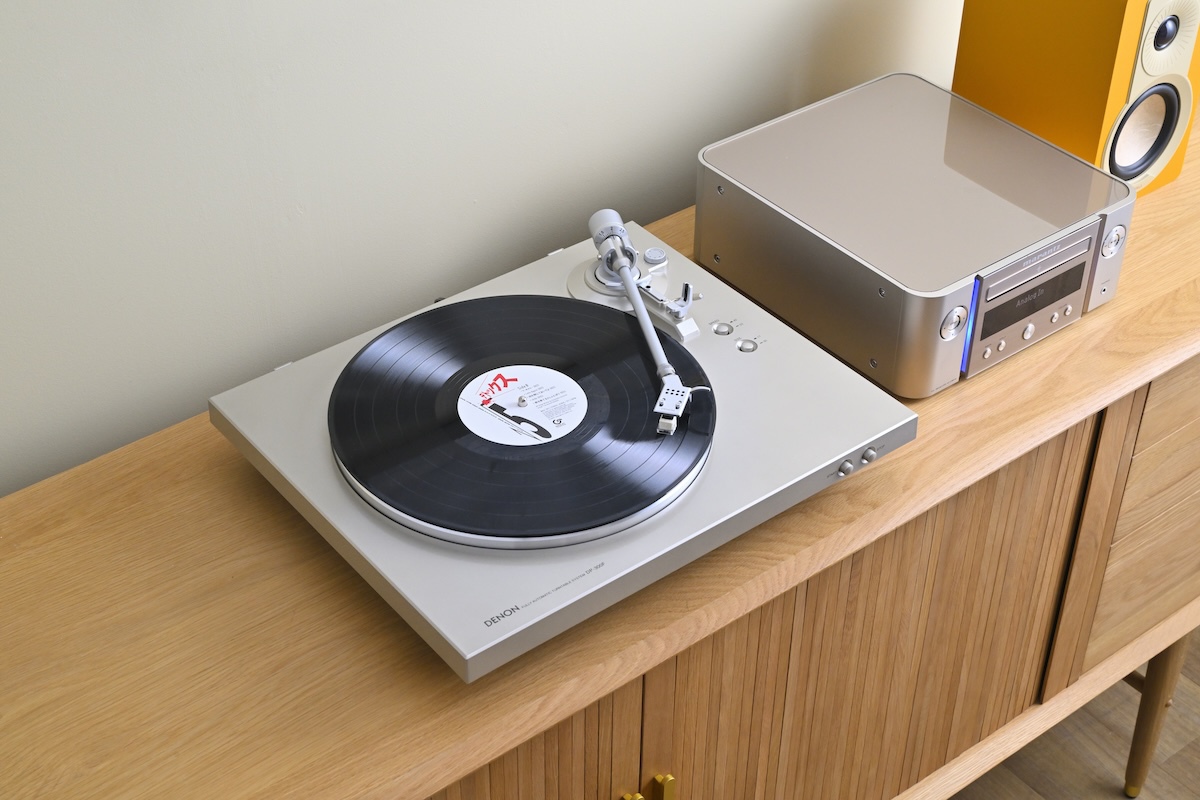 伝統のデノンサウンドを手軽に楽しめる入門アナログプレーヤー「DP
