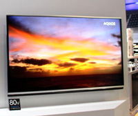 シャープ、4K60p入力対応のフルHD “AQUOSクアトロン プロ”「XL20