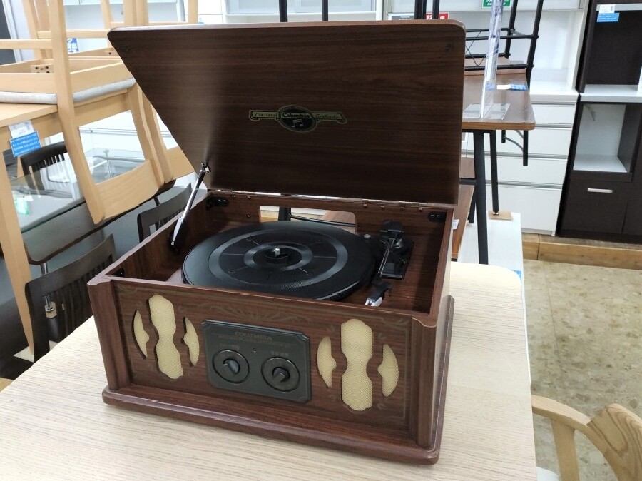 COLUMBIAのおしゃれなレコードプレーヤー GP-17 が入荷しました