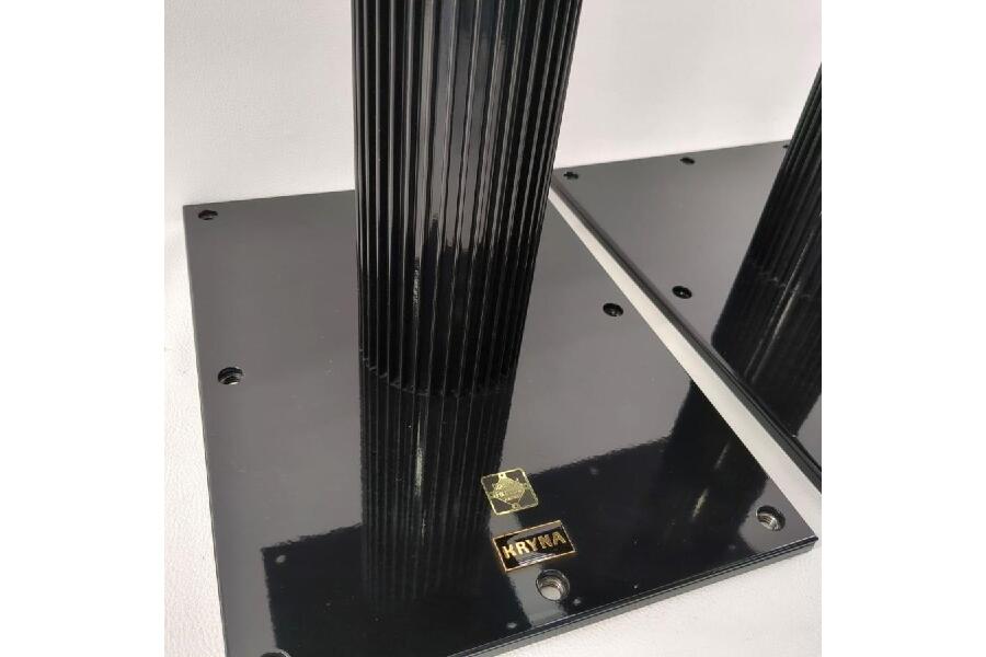 KRYNA クライナ Stage スピーカースタンド 2本セット 天板22×30cm 高さ