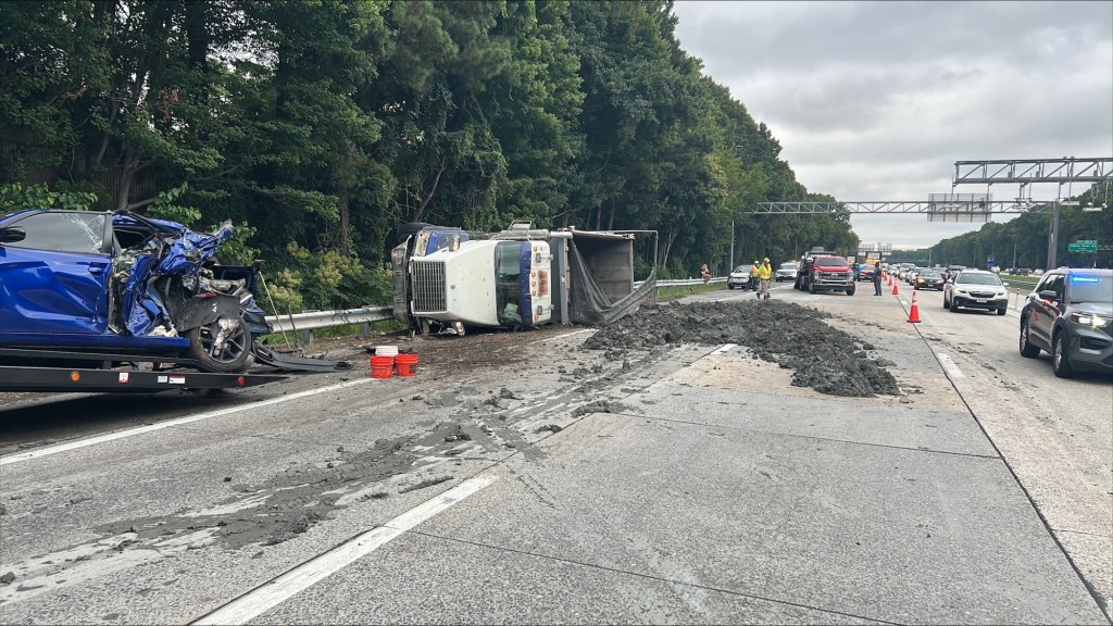 What happened on I-64? Dump truck crash shuts down lanes. – The