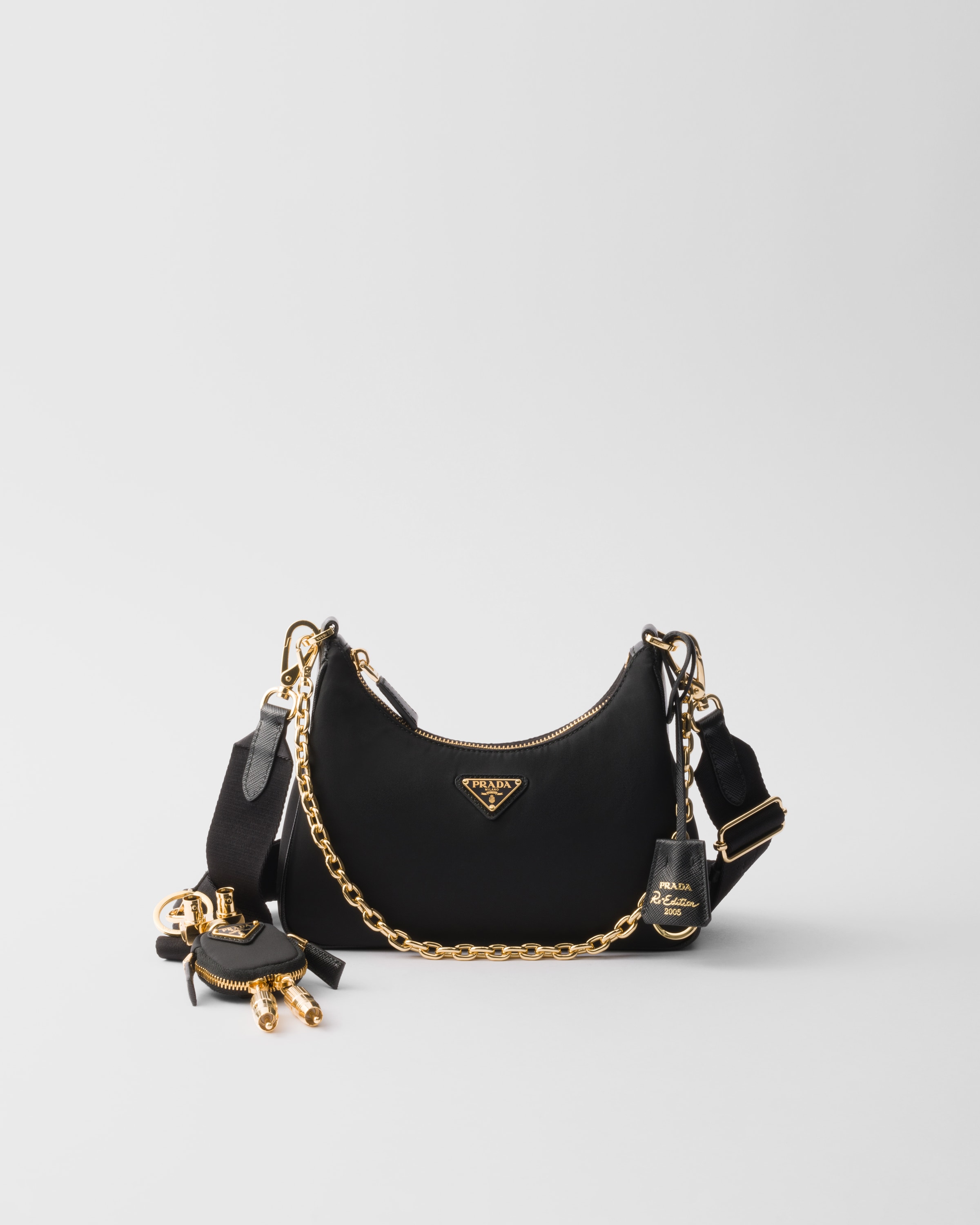 ブラック プラダ Re-edition 2005 Re-nylon Xサフィアーノレザー