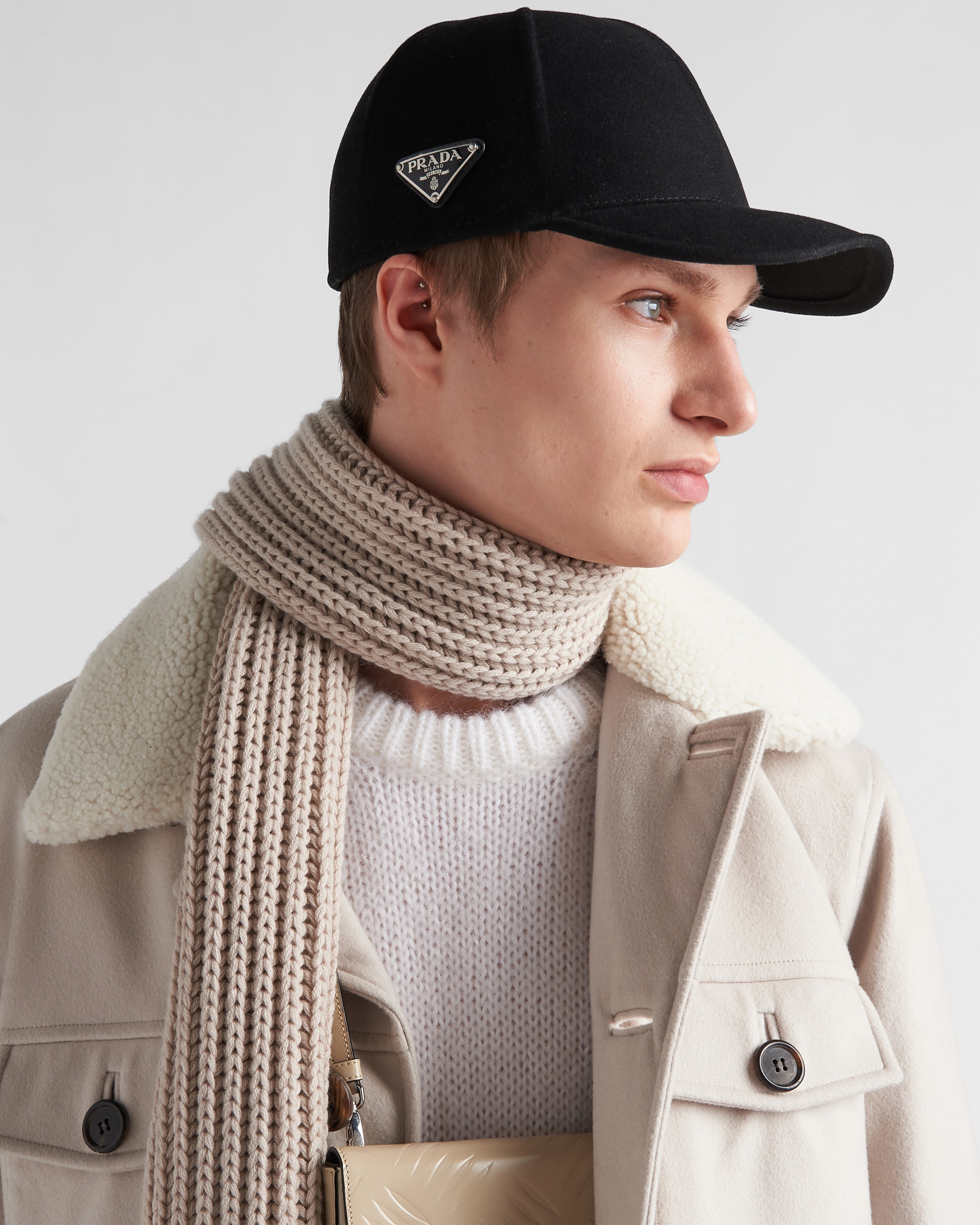 ネイビー フェルト ベースボールキャップ | PRADA