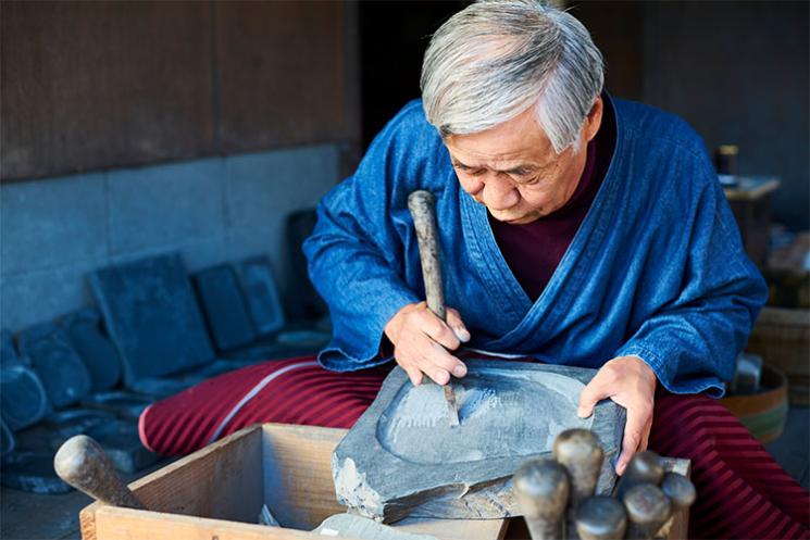 甲州雨畑硯職人・雨宮正美／やまなしの美技
