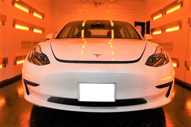 テスラモデル3にカーコーティング施工。東京都新宿区よりお越しの新車