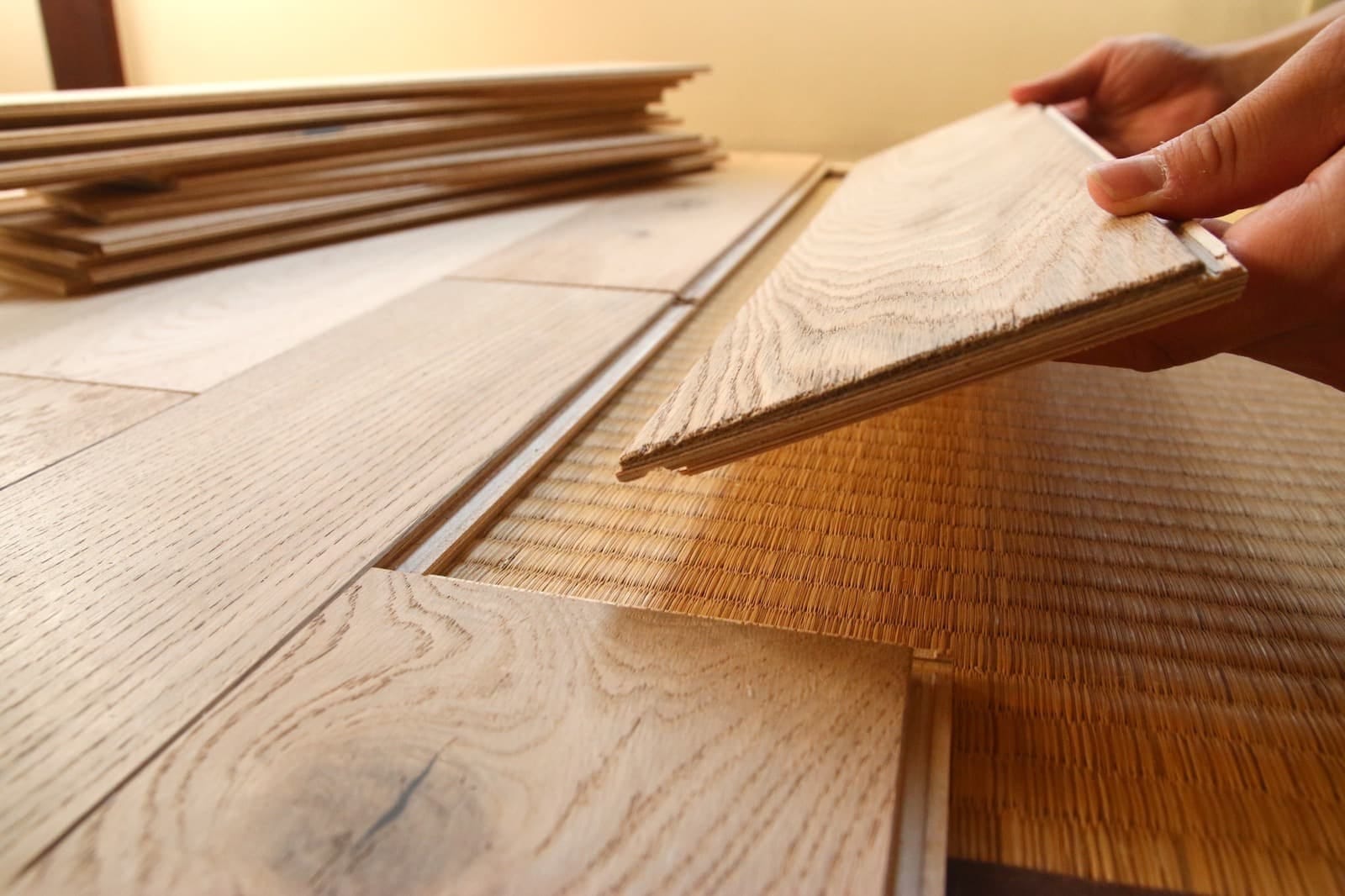 畳の上からフローリングを敷いてみた！ | DIY記事 | toolbox