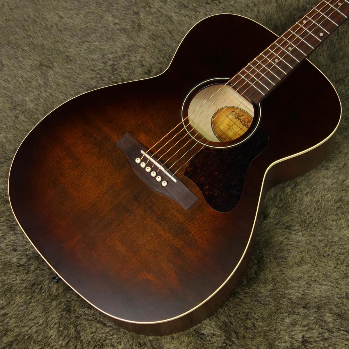 Art & Lutherie Legacyカッタウェイ バーボンバースト Art & Lutherie