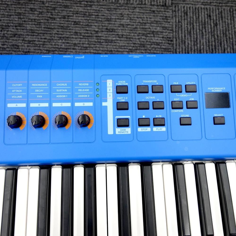 Yamaha MX61 シンセサイザー 青 Yamaha MX61 61-Key Music Production Synthesizer Electric Blue