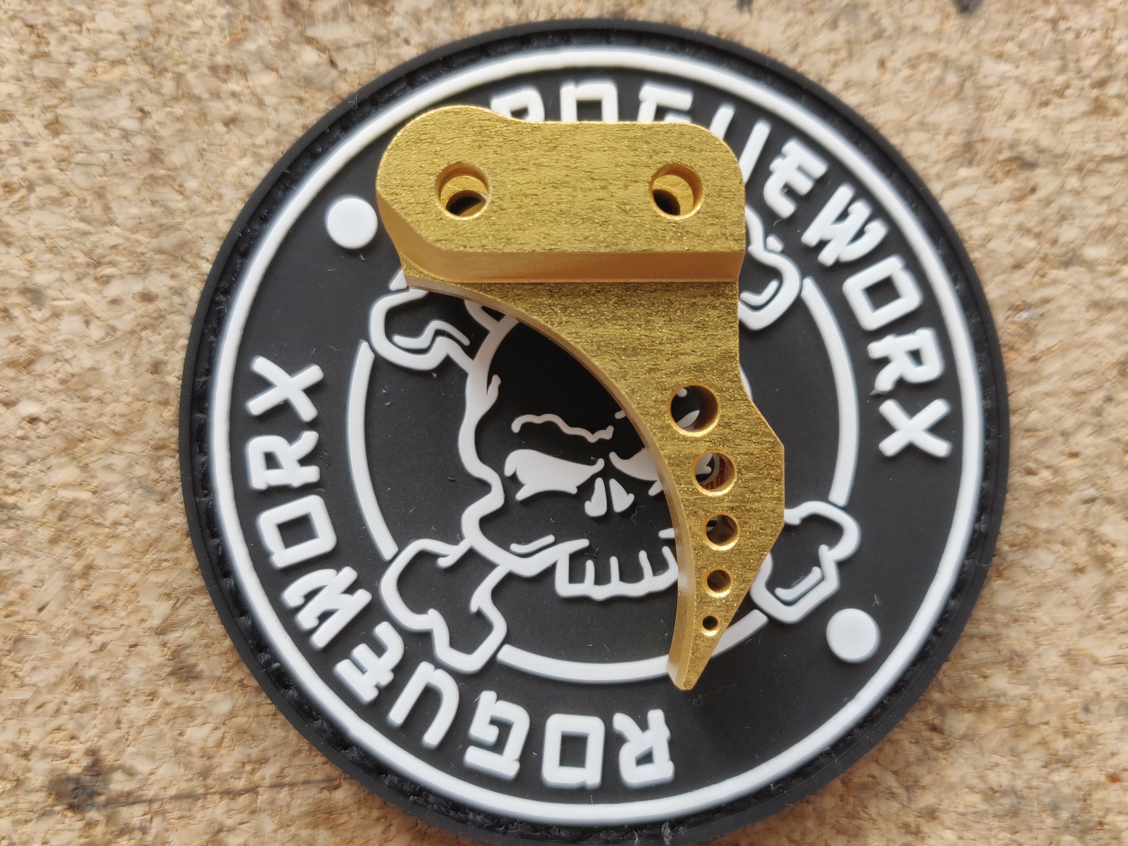 KC-02 TRIGGER FULL UPGRADE SET：FANG アジャスタブルトリガー +