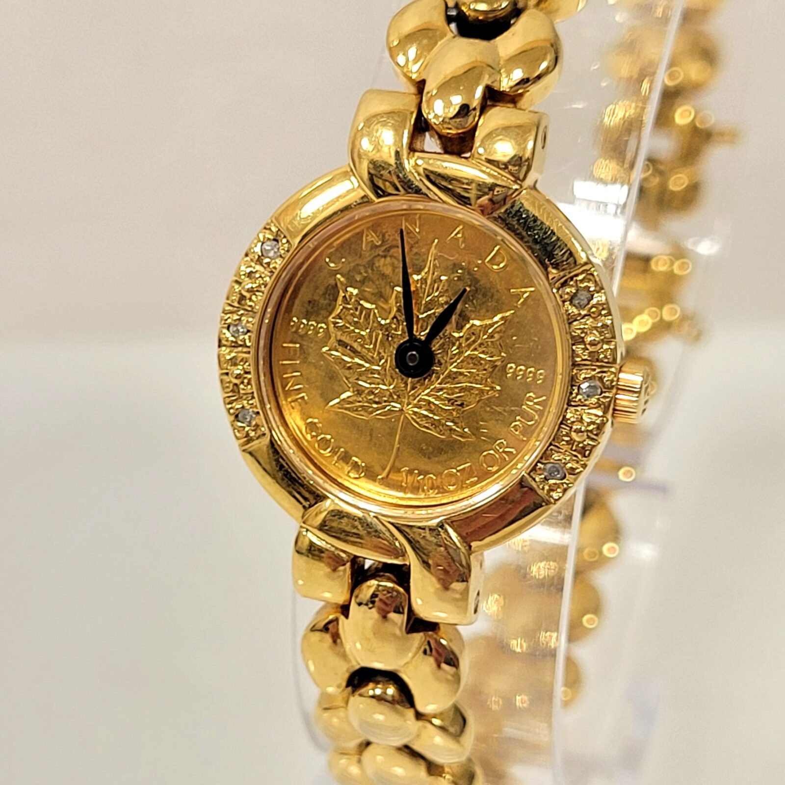 HILTON メイプルリーフ 999．9 コイン腕時計をお買取りしました