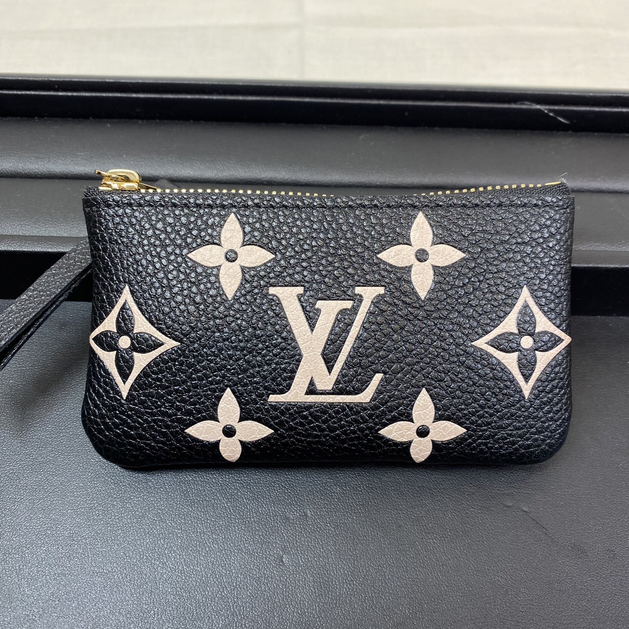 LOUIS VUITTON ルイヴィトン M80885 カードキーケース ポシェット