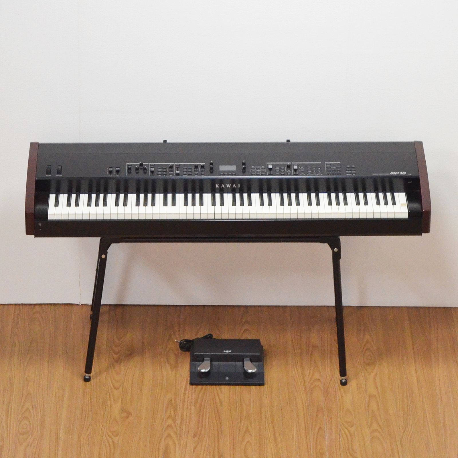 KAWAI ステージピアノ MP10 2013年 88鍵 スタンド・ペダル付き 河合