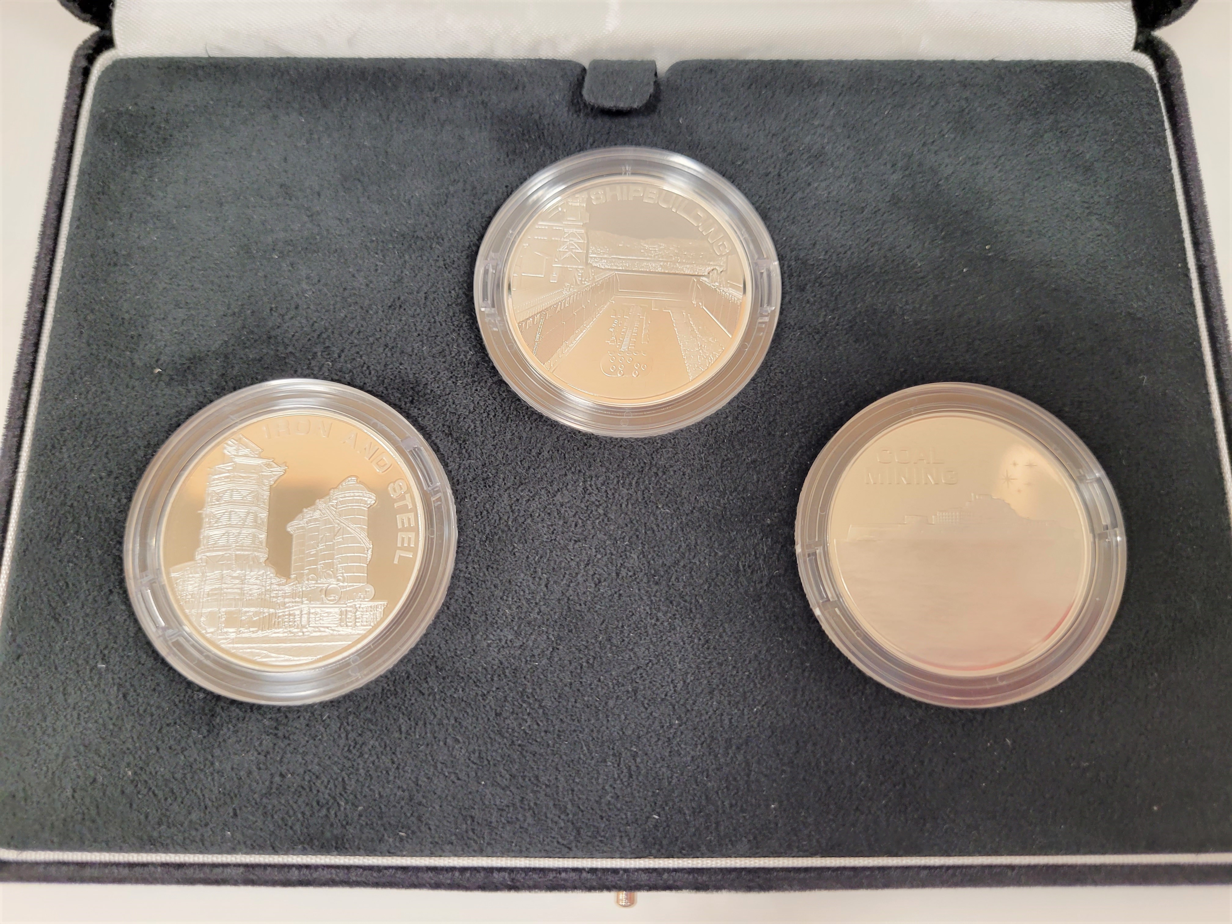 明治日本の産業革命遺産 プルーフメダル3点セットをお買取りしました