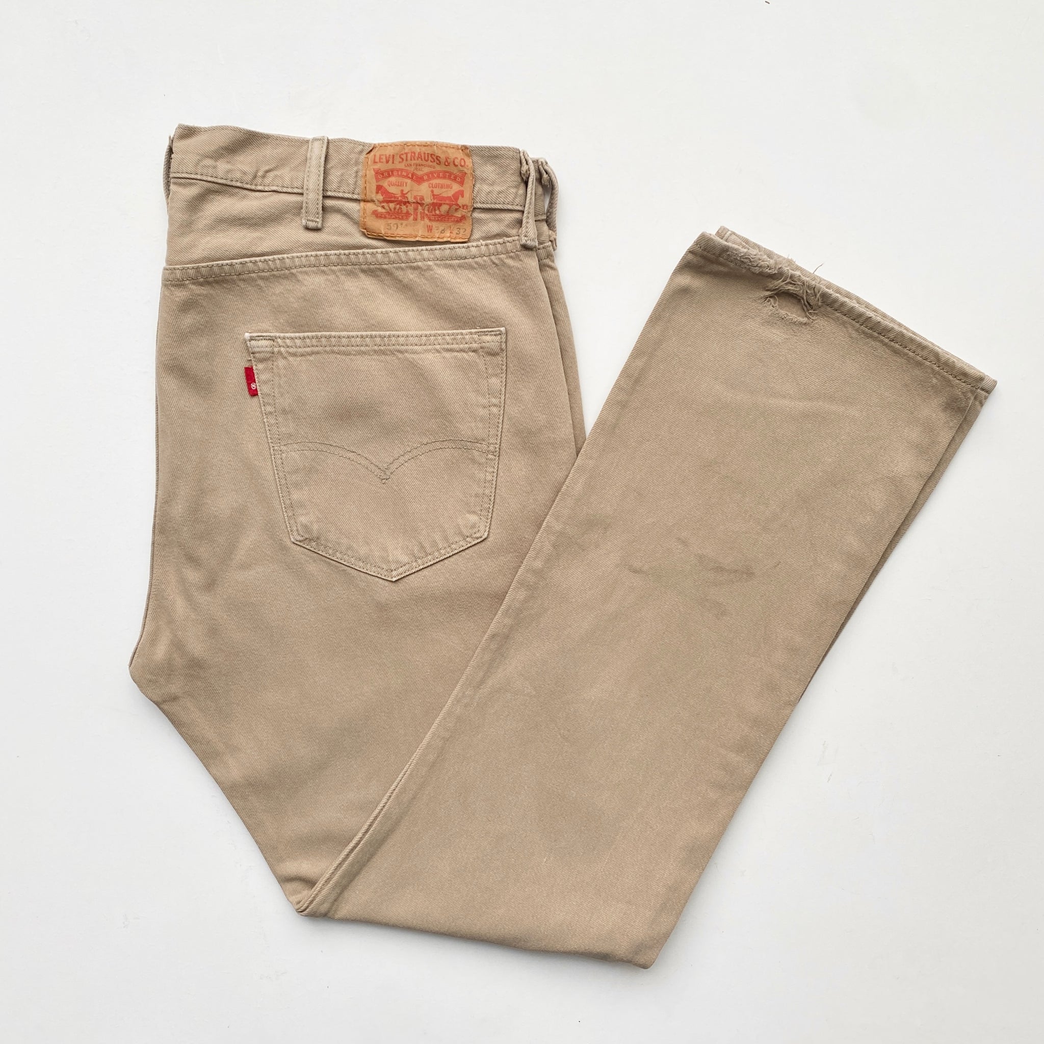 Levi's 501 W38 L32 – Red Cactus Vintage