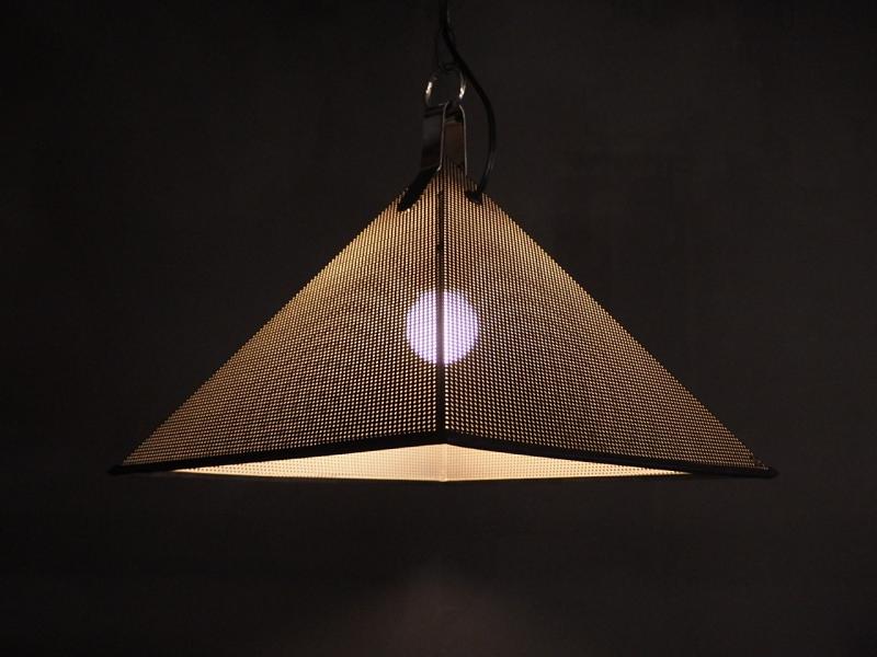 ヤマギワポストモダン照明 三原昌平デザイン USH 1106