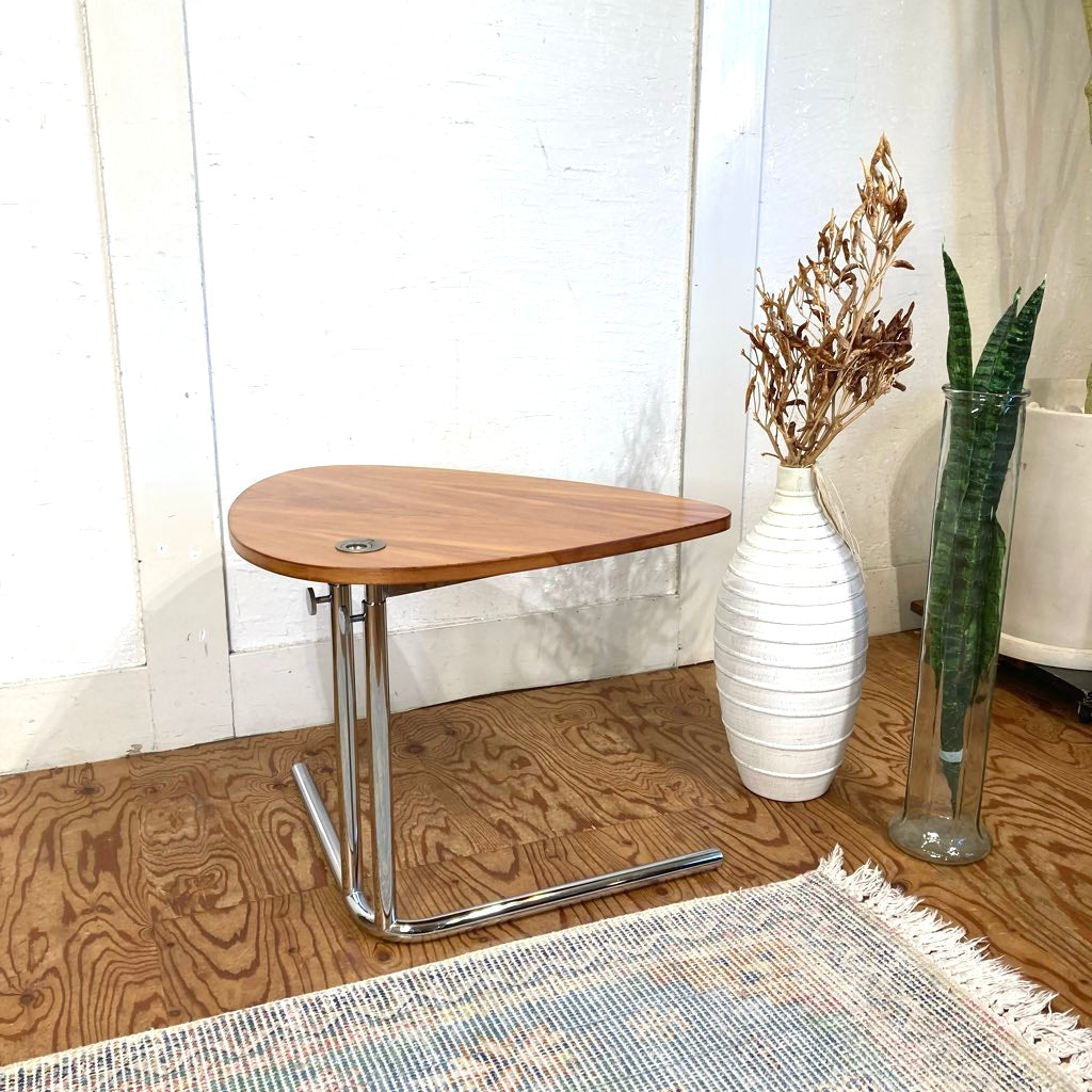 TECTA / テクタ K22 サイドテーブル オーク 中古 三角形 ソファ