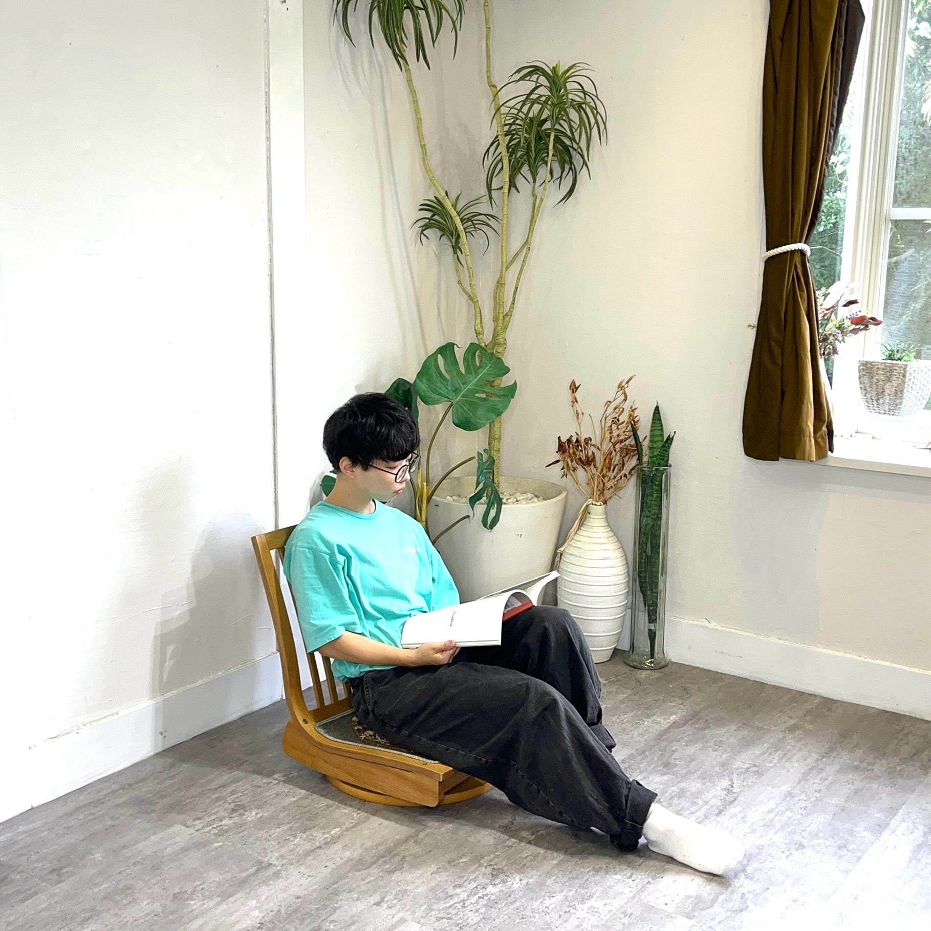 カリモク家具 / karimoku 木組み / kigumiシリーズ 回転座椅子 中古 和